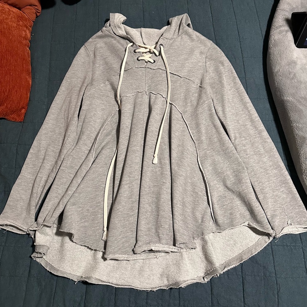 grey sweater